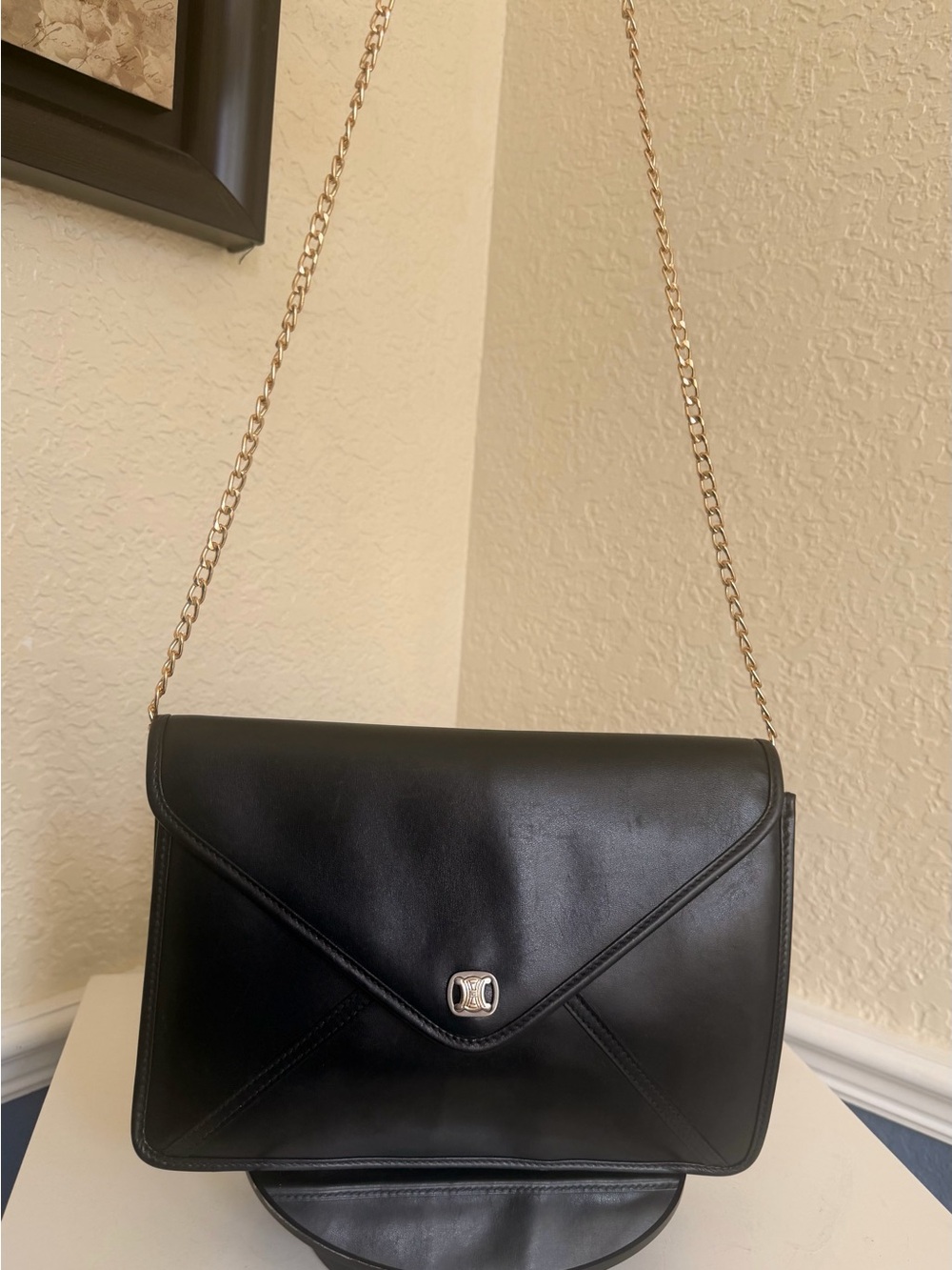 Celine Triomphe Leather Envelope Clutch Bag Vintage Calfskin Leather Gold Chain - Picture 9 of 16